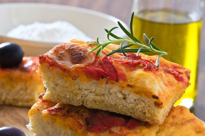 focaccia tomaten oliven